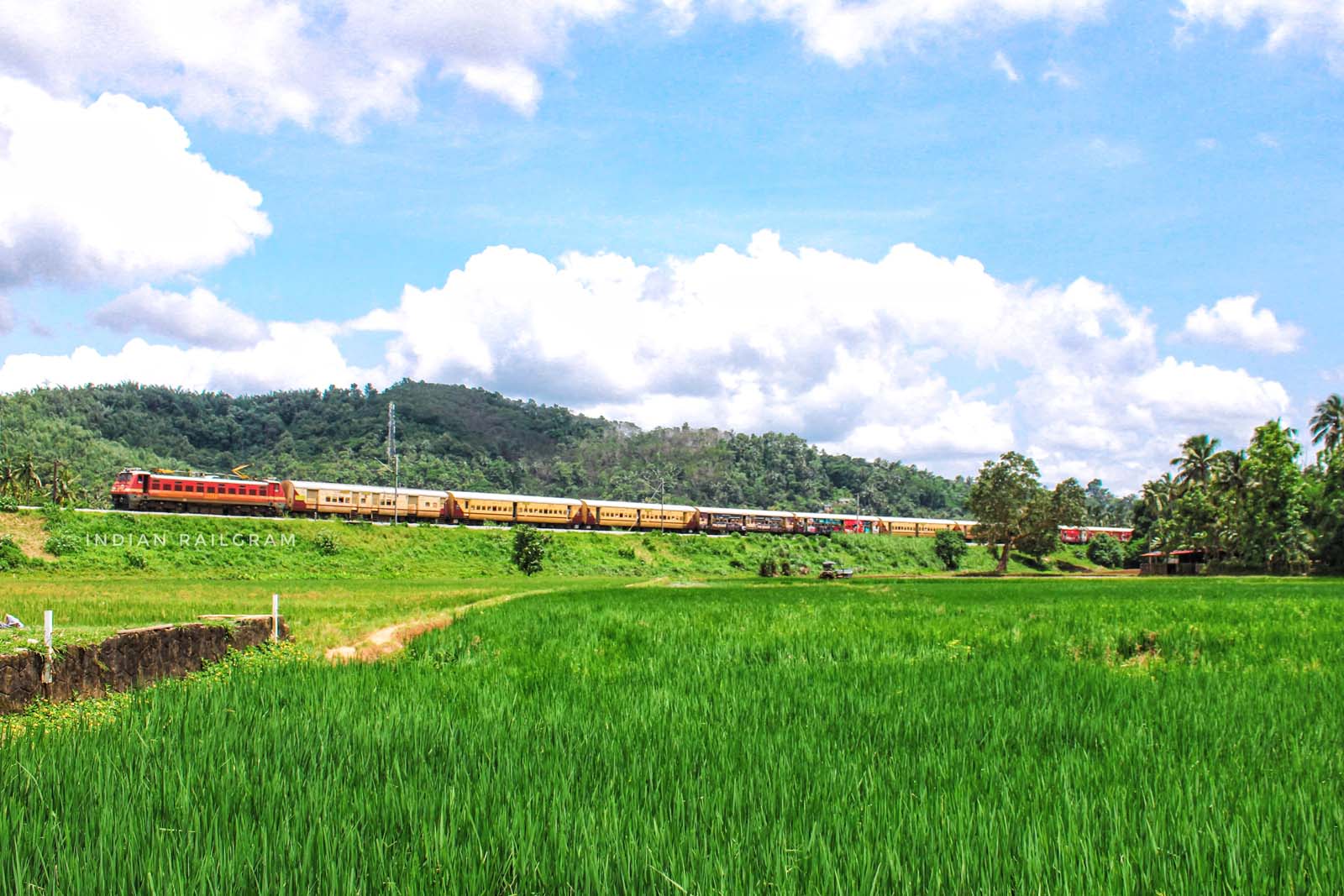 Indian Railways train photograph 16 by Ramnath Bhat
